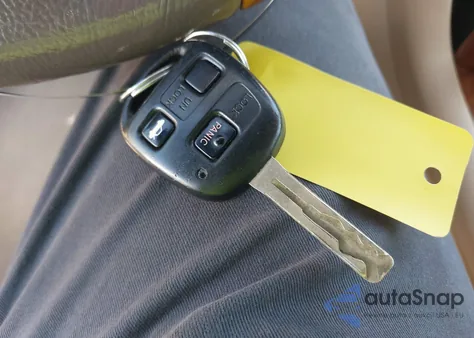 2005 Lexus Es 330 из США, поврежденный, VIN JTHBA30G555099203